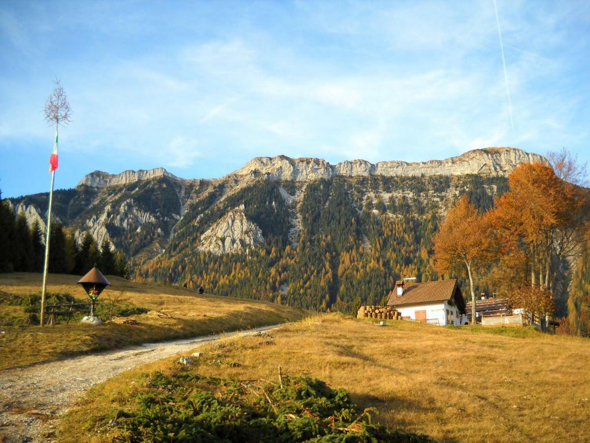 Locanda Ponte Serra Hotel Lamon Екстериор снимка